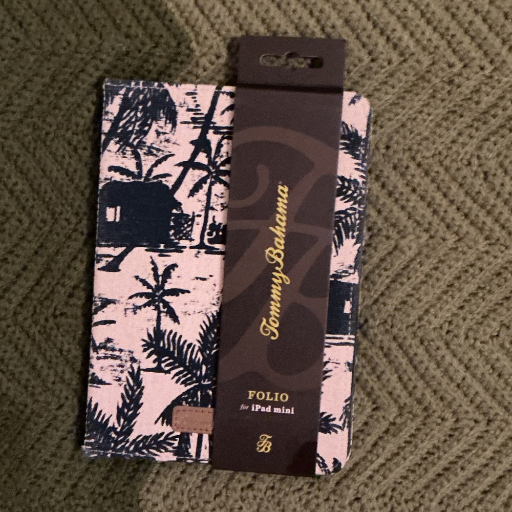 Tommy Bahama Tropical cream and navy iPad Mini Folio